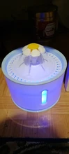 Fuente de agua automática para gato, alimentador de mascota de 2,4 l con LED eléctrico, USB, bebedero silencioso, tazón de beber para mascotas, dispensador