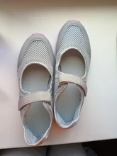 Verano transpirable mujeres zapatillas de deporte saludable caminar zapatos Mary Jane deportivo malla deporte madre regalo luz apartamentos 35-42 tamaño