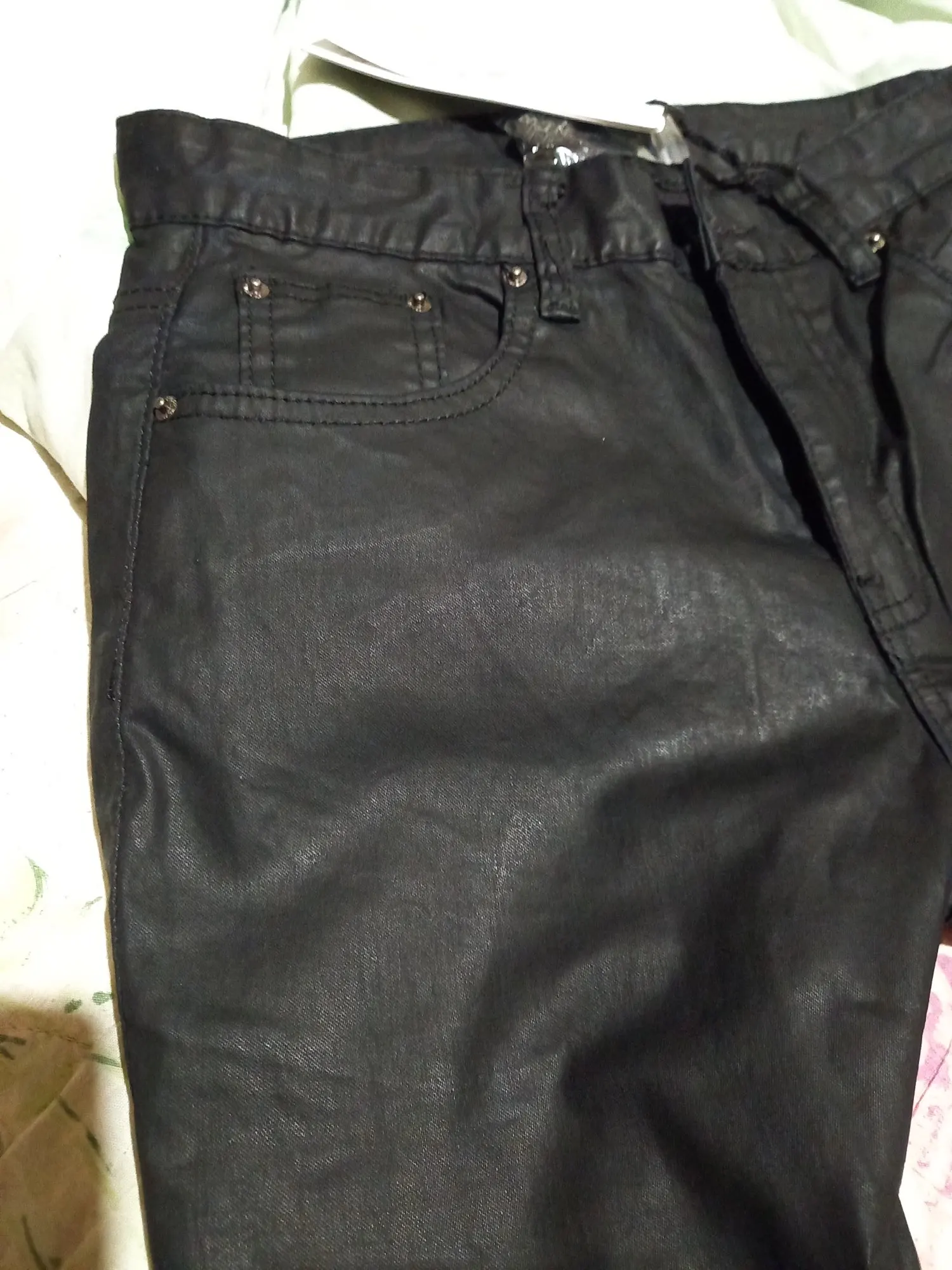Idopy Men`s Coated Jeans Korean Fashion 