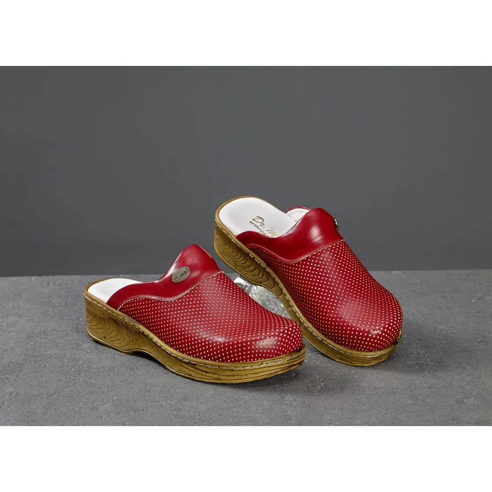 

2022 New Orthopedic Sabo Women Slippers Sandals Shoes Nurse Doctor Hospital Medical Casual Quality Soft Comfort Anti-Slip Clogs