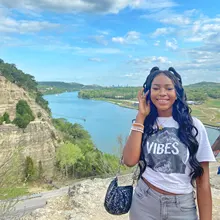 Wigirl-Peluca de cabello humano ondulado de 13x4 para mujer negra, postizo de encaje Frontal, pelo brasileño virgen predespuntado con densidad de 150%