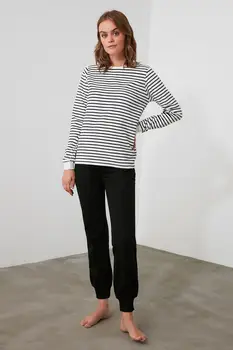 

Trendyol Striped Knitted Pajamas Set THMAW21PT0267