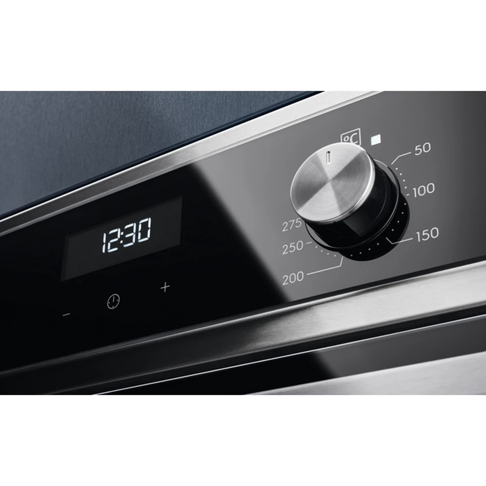 Встраиваемый электрический духовой шкаф Electrolux OEF5E50X