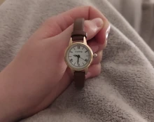 Relojes retro de lujo para mujer, pulsera pequeña de diseño de damas, de cuero vintage