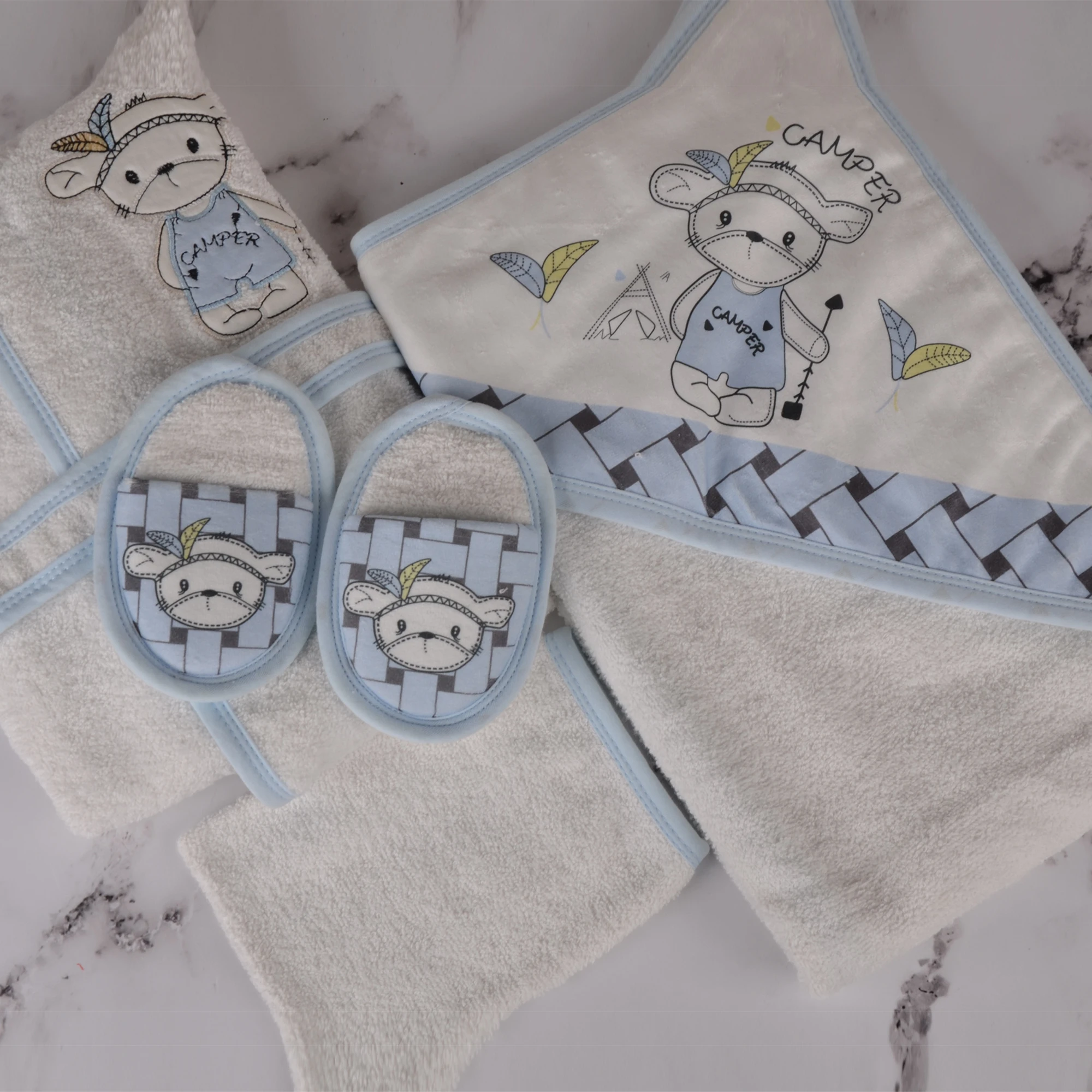 Baby Hooded Bath Towel Set Children Girl Boy Robe Cartoon Bathrobes Wrap Newborn Long Sleeve Slipper Toddler Baby Clothing Gifts baby bath towel