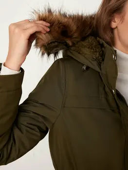 

Hooded Thick Parka