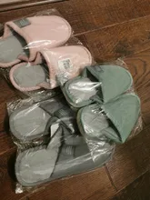 Dropship de invierno de las mujeres Zapatillas de algodón caliente casuales de los hombres Zapatillas de casa antideslizante suave y grueso Fondo pareja de pantuflas Hombre Zapatos planos zapatos