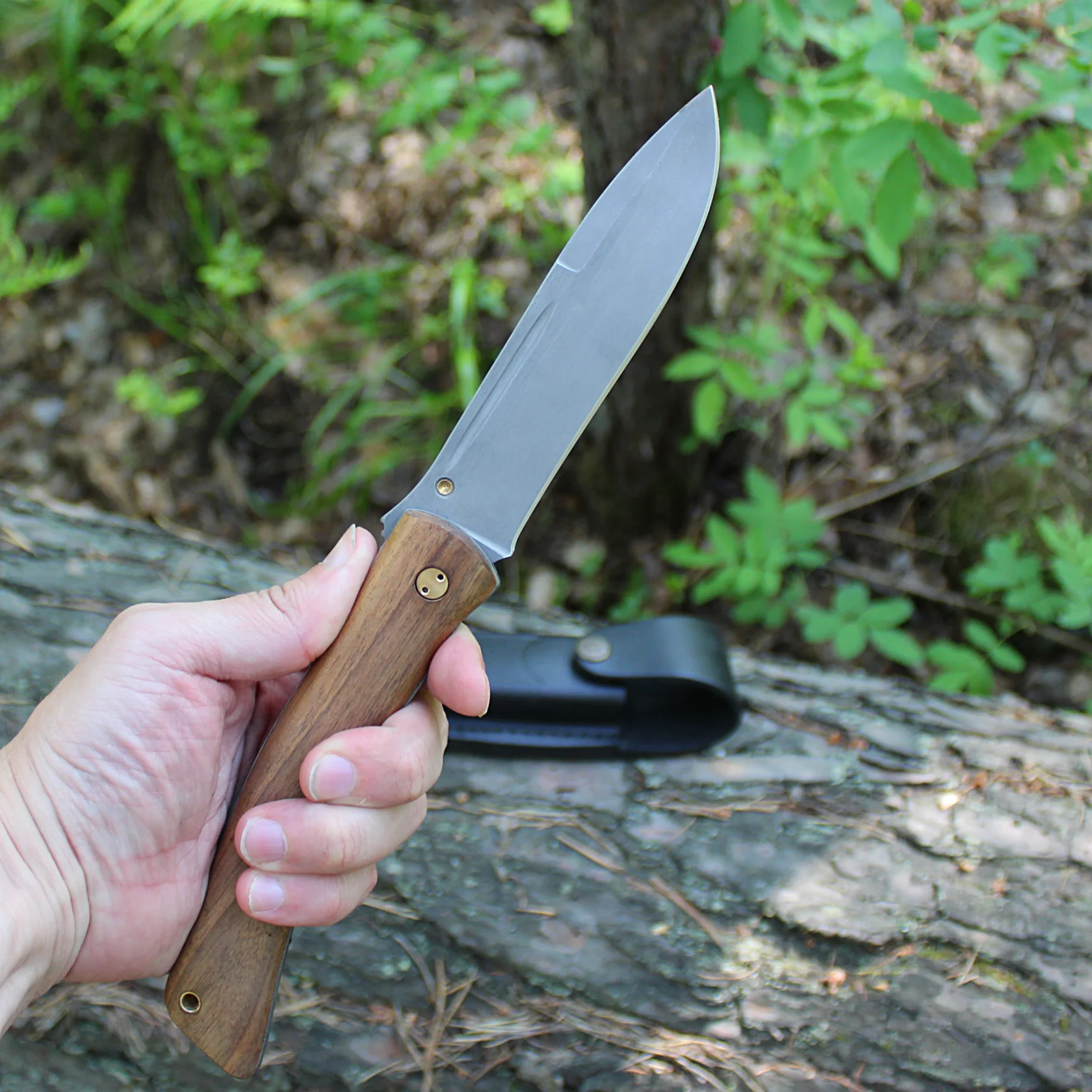 Knife folding tramp with a blade of steel 95x18Safety & Survival