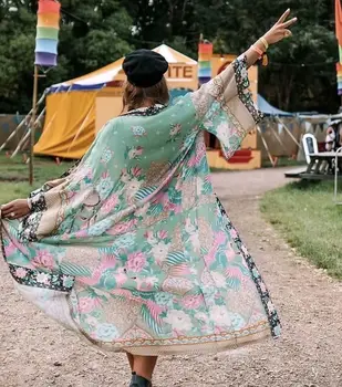 

Bohemia vintage floral print green shirt bat sleeve blouse
