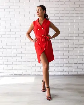 

Женское платье с необычным вырезом спереди Российское производство Доставка из России Emberens