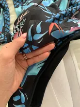 Bañador estampado de flores para mujer, una pieza, monokini, manga larga, traje de baño para surfear