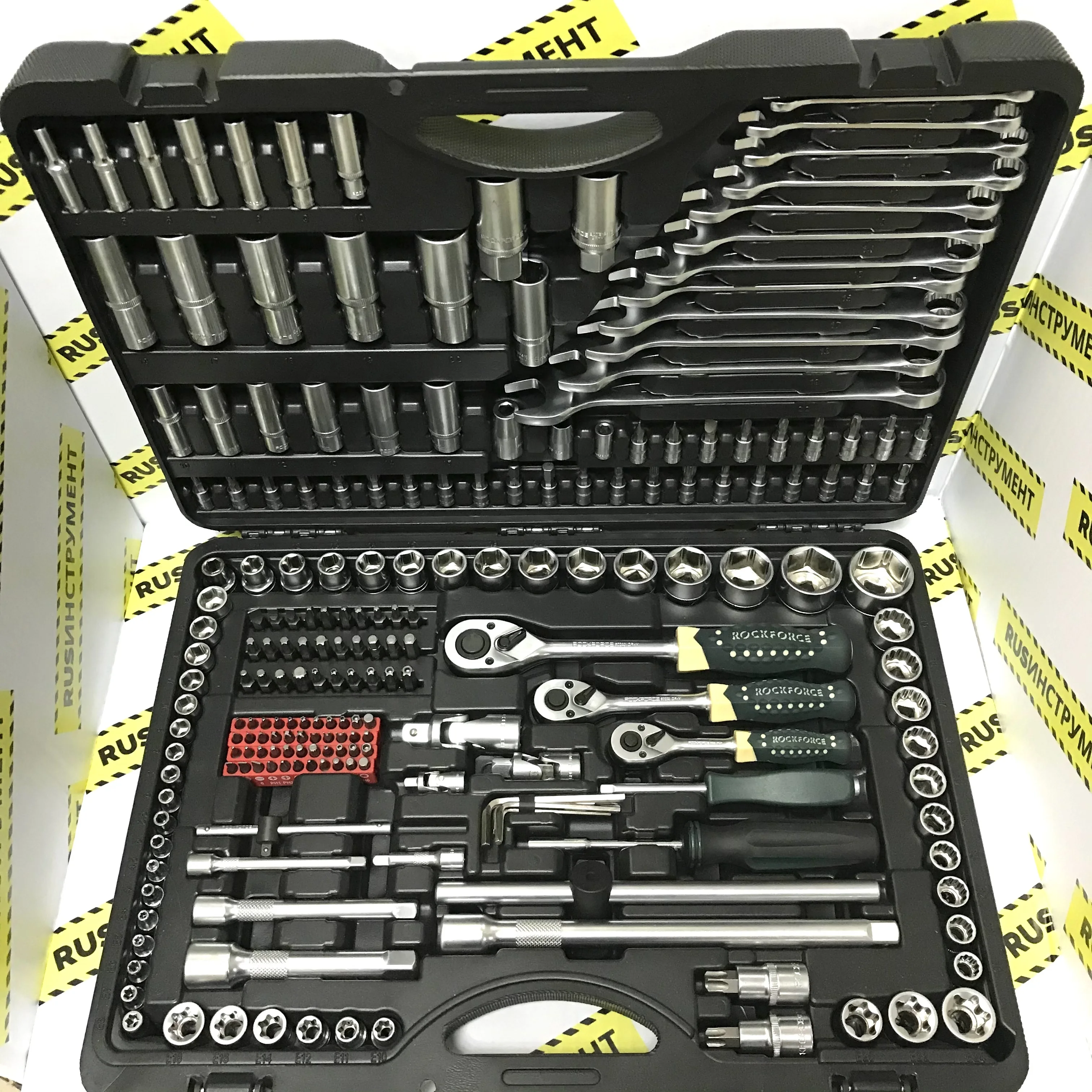 Набор rock force 216 предметов rf-38841. 1/4"dr, 1/2"dr arnezi r0900108. Набор инструментов 108 пр. Набор rock force 216. Rf-4941-5 инструменты rock force.