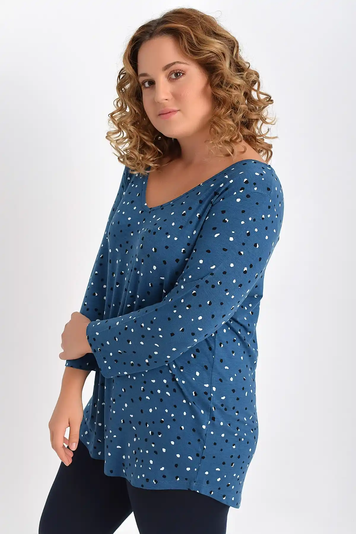 navy blue spotted blouse