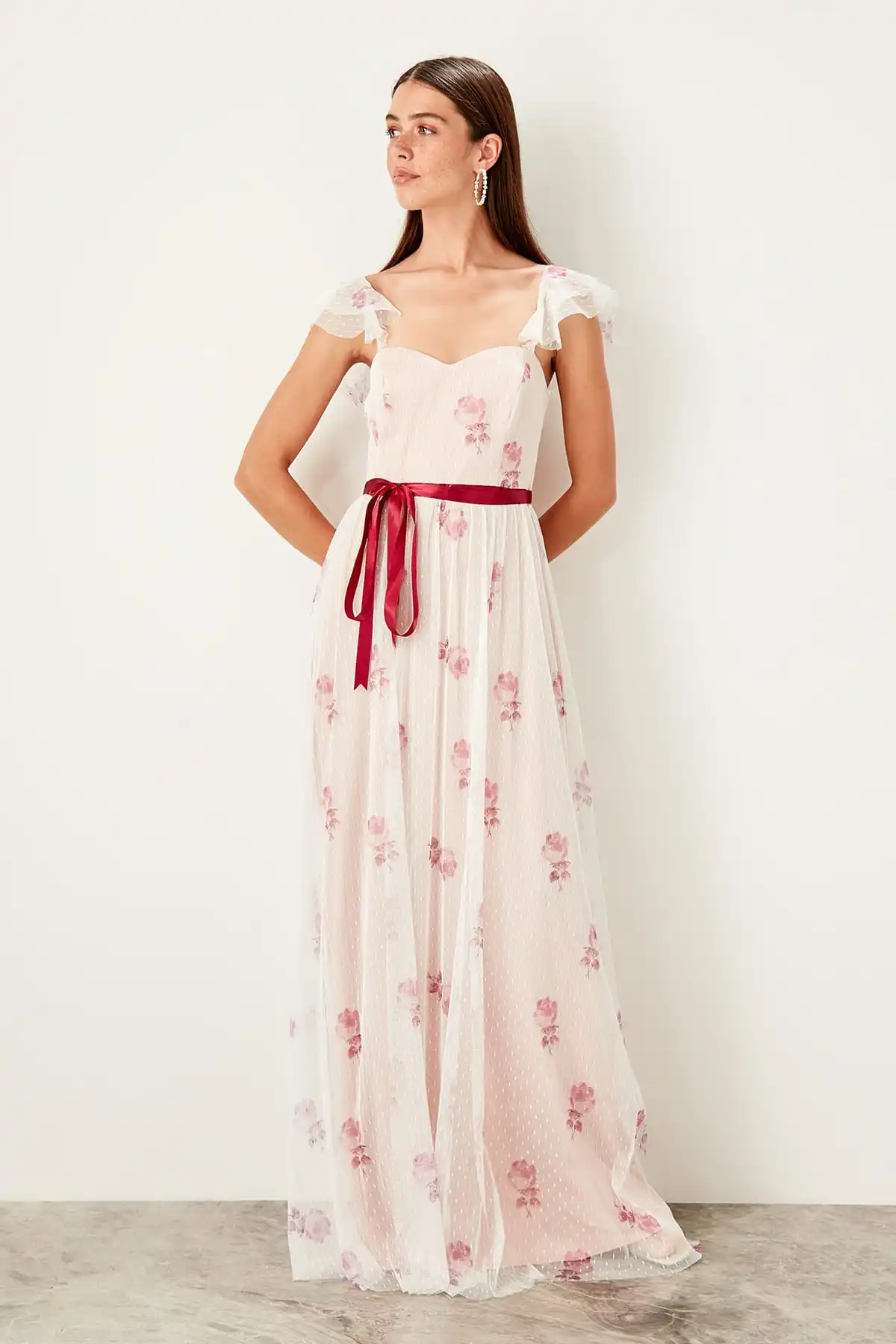 Trendyol Цветочный Тюль детальное вечернее платье TPRSS19BB0471