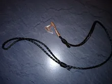 Pulsera de piel con diseño de hacha vikinga para hombre, brazalete con diseño de pirata, multicapas trenzado, hecho a mano, con nudo irlandés