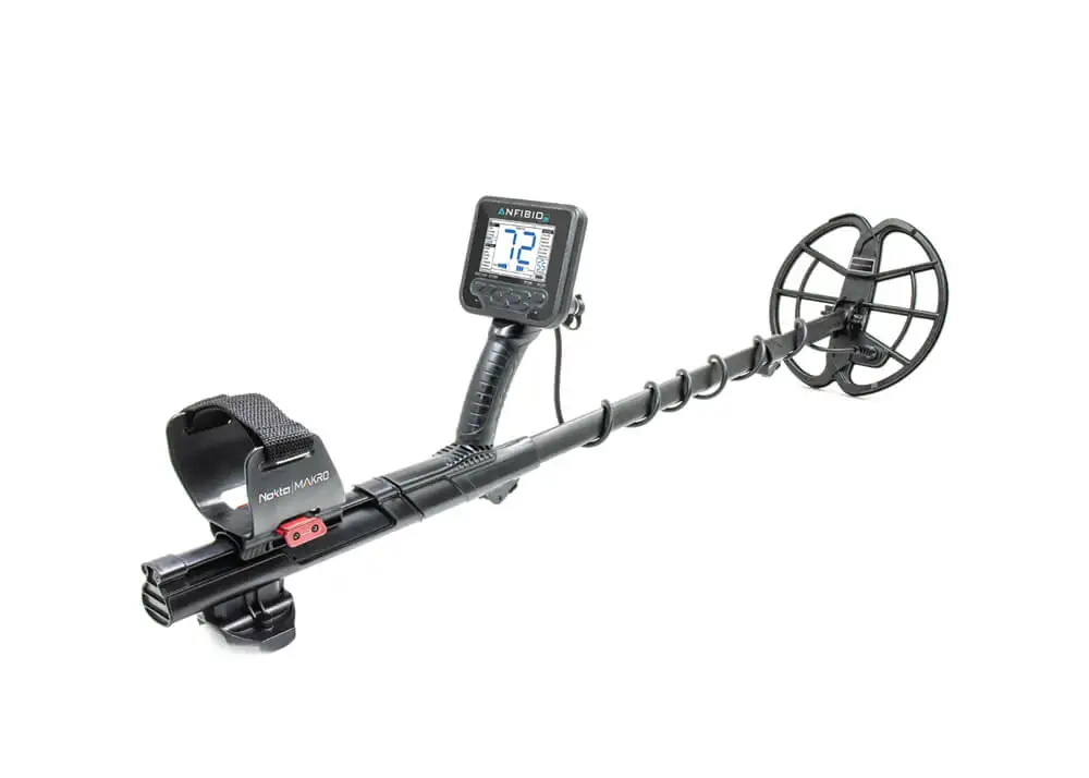 

Makro Ambifio 19 Detector