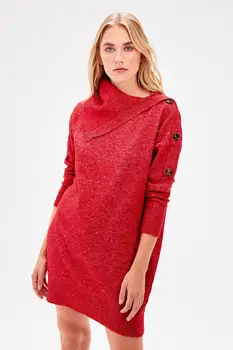 

Trendyol Red Button Detail Turtleneck Sweater Sweater TWOAW20ZA0038