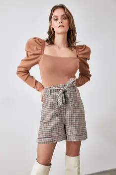 

Trendyol Belted Shorts & Bermuda TWOAW21SR0067