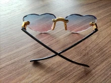 Gafas de sol sin montura con forma de corazón para niños, anteojos de sol deportivos a la moda, con Lentes rojas en color gris y Rosa, con UV400