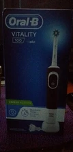 Oral B Vitality D100 CrossAction, Cepillos de dientes Eléctricos Recargables Blanco/Negro, limpieza 2D, cabezal oscila y rota