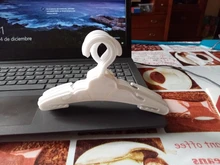 Muñeca de 10 unids/lote muñecas percha blanco rosa perchas de plástico americano recién nacido bebé accesorios 18 pulgadas muñeca