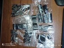 Condensador electrolítico de aluminio 6,3 V 10V 16V 25V 35V 50V 63V 100V 400V 450V 10 47UF 100UF 220UF 330UF 470UF 680UF 1000UF 1500UF