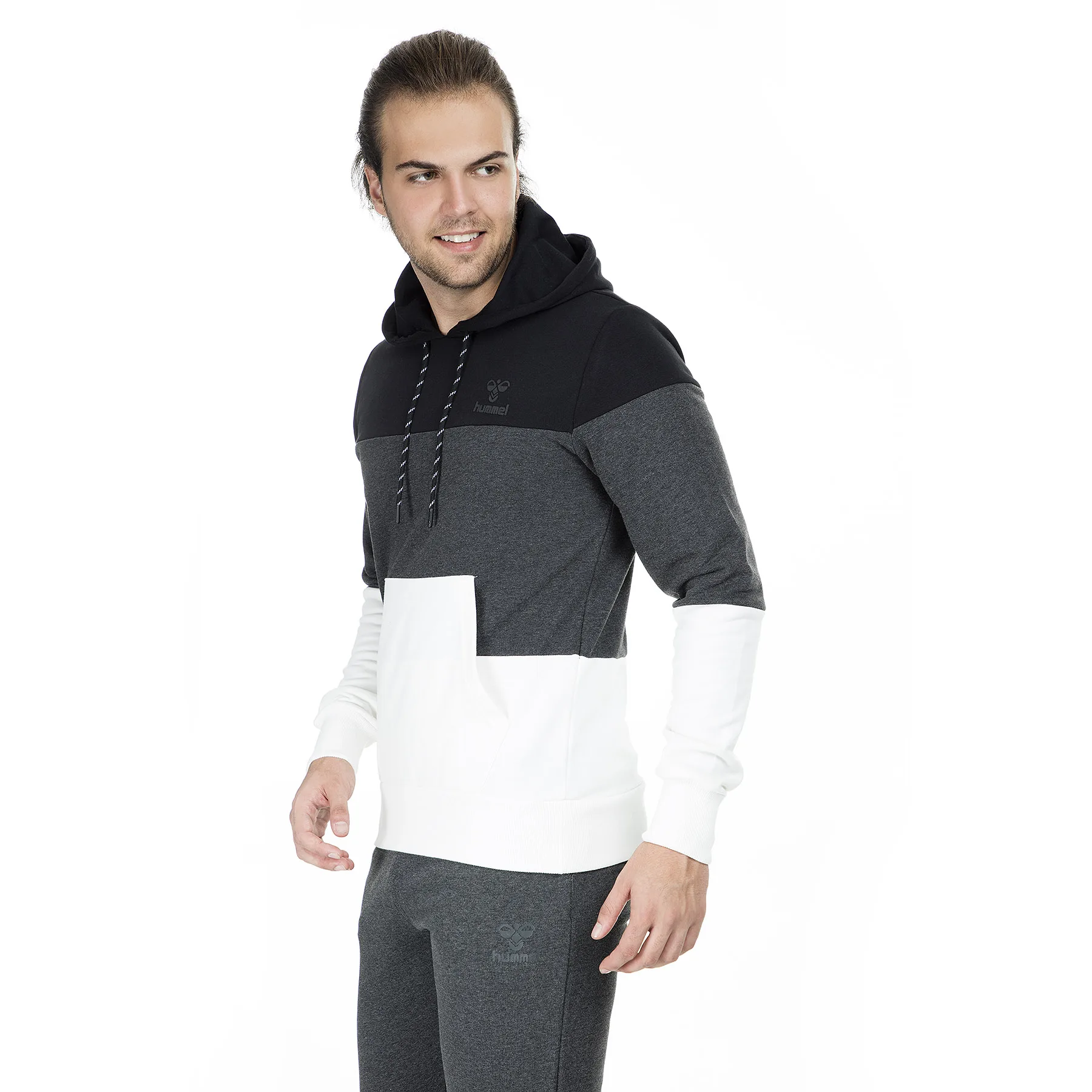 Мужские спортивные 920446 Hummel Bastian|Футболки| |