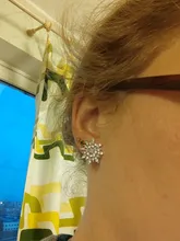 Pendientes de cristal con escamas de nieve para mujer, aretes de tuerca con férula para mujer, pendientes y joyas para boda al por mayor