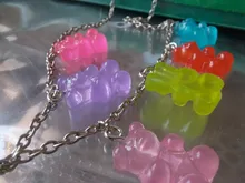 Collar de oso de dibujos animados de color caramelo, colorido Oso de resina hecho a mano, joyería para fiesta