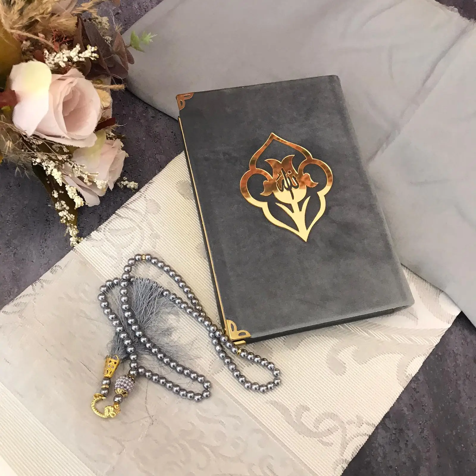 Quran Set with Custom Prayer Rug Islamic Eid Wedding Gifts Ameen Hajj KURAN Kerim Muslim Favors Coran Sets