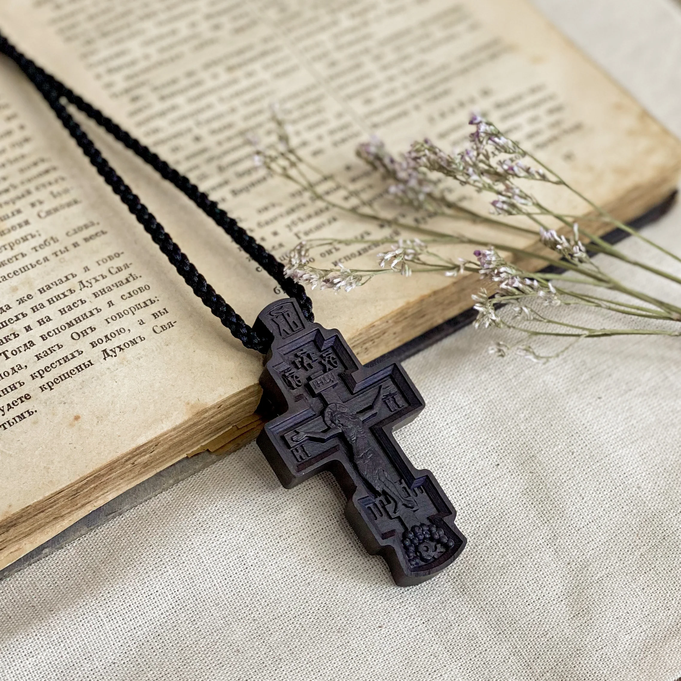 Деревянный нательный крест. Православный Николай Угодник | Украшения и