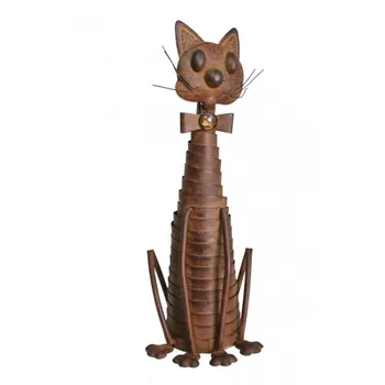 

Cat metal seated
