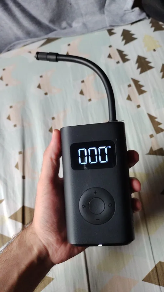 Xiaomi Electric Inflator Pump Smart Digital Tire Pressure Detection For Scooter Bike Motorcycle photo review