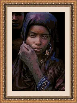 

CROSS STITCH KIT PANDATHREAD Ethnic and Tribes 1883