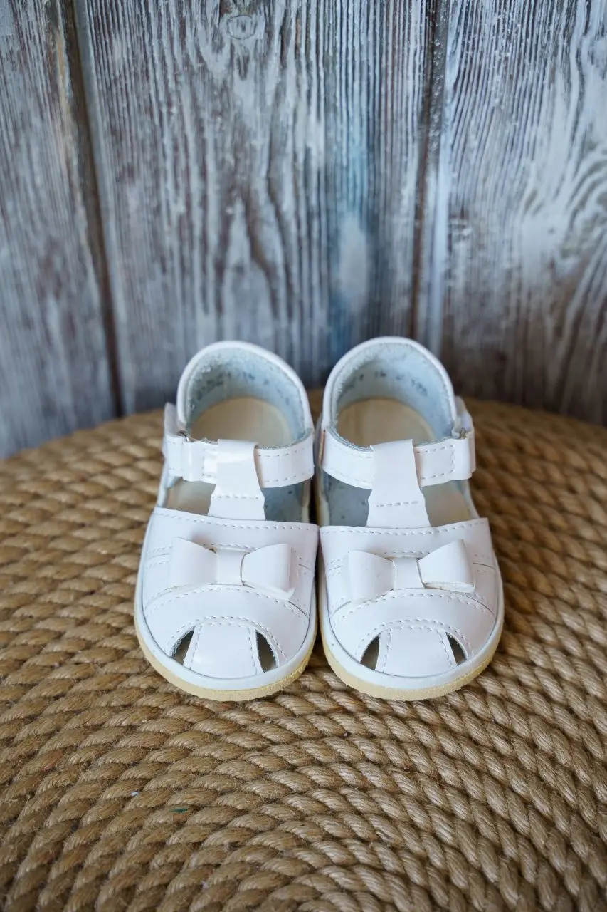 Summer sandals for baby boys and girls; newborn sandals with soft sole