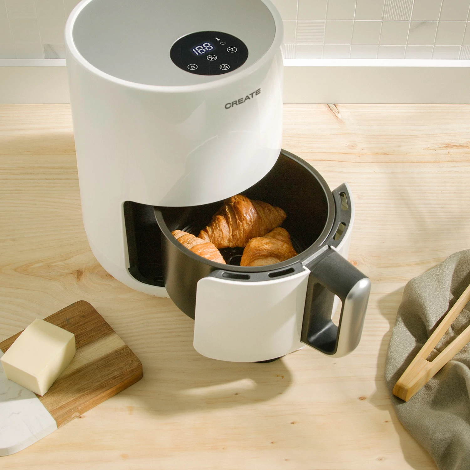 CREATE- FRYER AIR, Air Fryer - Oil Free Fryer 1,5L, 900W, Non-Stick Basket, up to 200º, Auto Shut-Off, BPA Free, Fryer