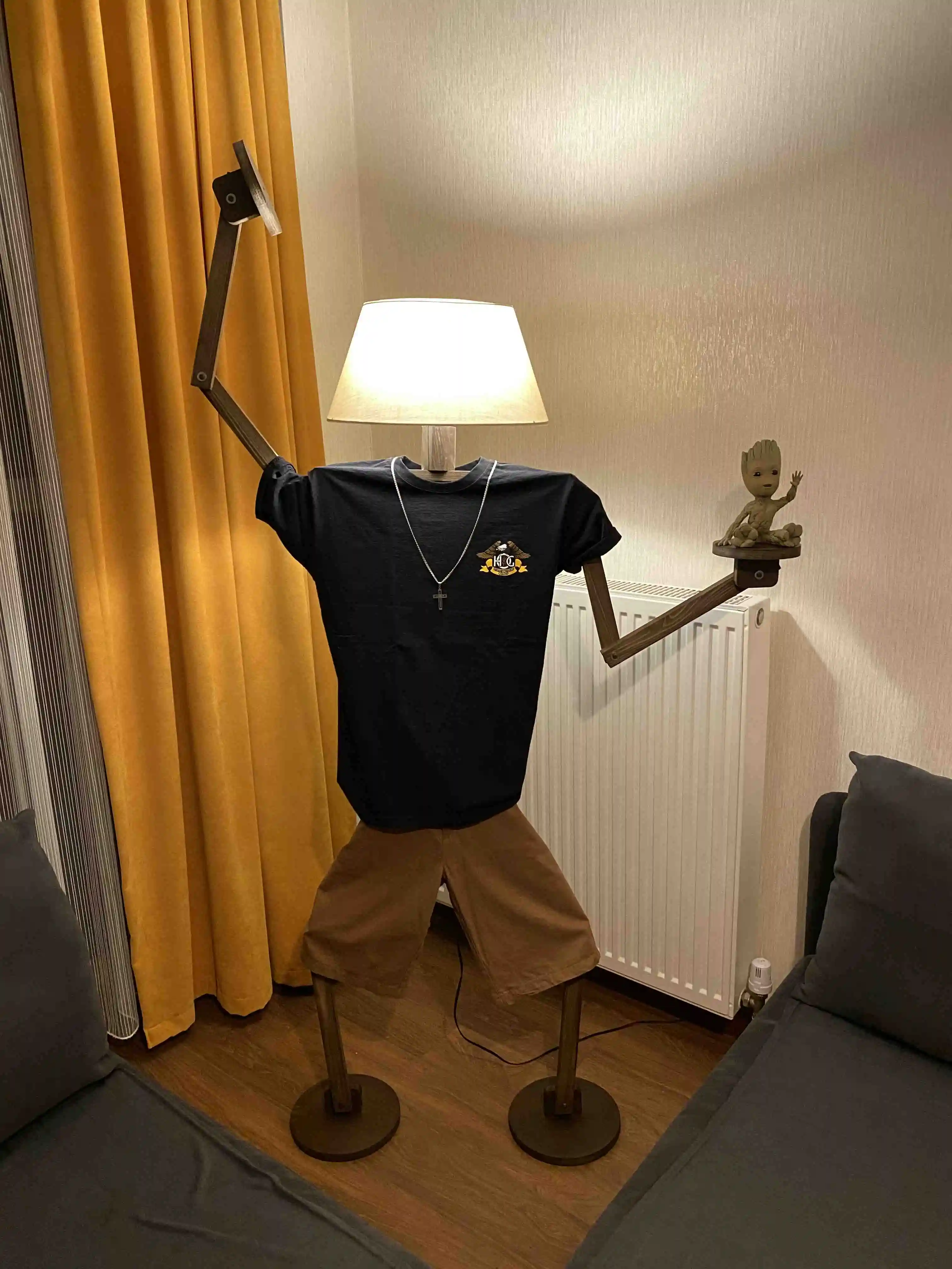 Smart Floor Lamp Large Size human-shaped multi-functional floor lamp reading light Multi different appearance summer
