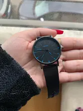 Reloj de cuarzo de malla de acero inoxidable para hombre, elegante, ultrafino, de negocios, gran oferta, 2021