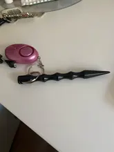 Alarma de autodefensa de 130dB para mujer, protección de seguridad, alerta de seguridad Personal, llavero fuerte, alarma de emergencia