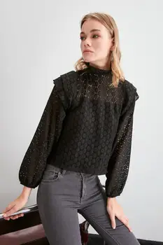 

Trendyol Ruched Knitted Blouse TWOAW20BZ1032