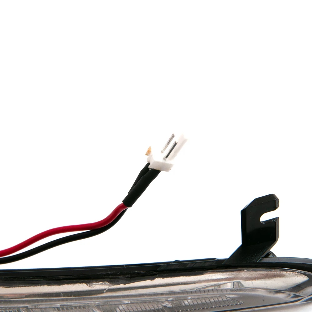 динамический указатель поворотников в бампере passat b6. повторитель поворота ford focus 3.