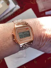 Reloj digital vintage para hombres y mujeres, pulsera con pantalla led electrónica de oro y plata para militares, en color negro, ideal para deportes y regalo