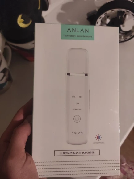 Отзыв о товаре ANLAN Ультразвуковой скрабер скруббер, ионная лопатка для чистки лица, пилинг, лифтинг для лица, удаление угрей, терапия красным светом для удаления черных точек blackhead remover узи чистка ультразвуковая чистка лица от пользователя N***a