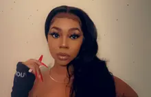 Yomagic-pelucas con onda de encaje frontal para mujer, cabello sintético de Color negro, sin pegamento, con línea de pelo Natural