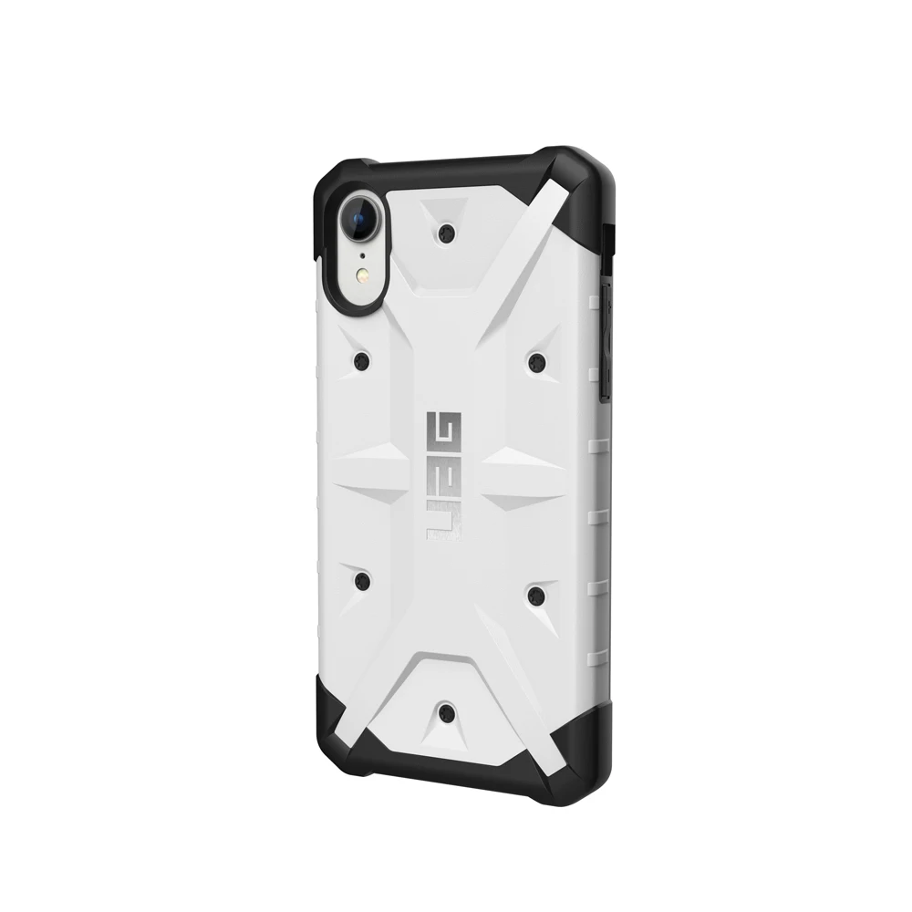 Чехол UAG для iPhone XR противоударный из износостойкого полиуретана резиновый борт