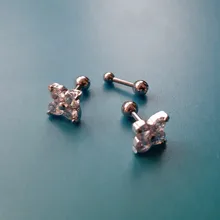 1PC de cristal de CZ hélice pendientes espárragos oído Piercing 316l Acero quirúrgico pendiente de cartílago 16G Tragus Piercing para mujeres Punk