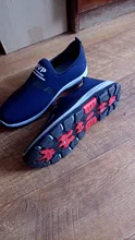 Zapatillas ligeras de malla para Hombre, zapatos informales a la moda para caminar, mocasines transpirables sin cordones, talla grande