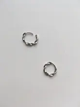ROXI minimalista de Plata de Ley 925 Plata torcida Stud pendientes para las mujeres círculo geométrico aro pequeño pendientes tipo hélice pendientes para Piercing