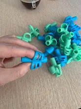 Soporte de silicona para bolígrafos de tres dedos, equipo de enseñanza, para estudiantes, corrección de escritura, 5 uds.