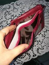 Cartera de piel auténtica para mujer, billetera biplegable, tarjetero de identificación rojo, monedero con doble cremallera, pequeño, 2021